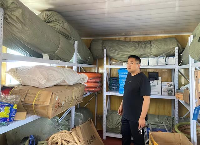 防汛物資|應急救災裝備|消防滅火裝備|水域救援裝備|消防救援裝備|多年應急裝備經驗打造行業品牌！